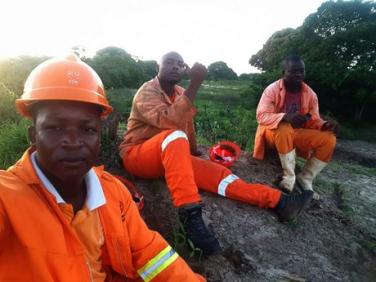 Manutenção da Linha Média Tensão na Ilha de Moçambique