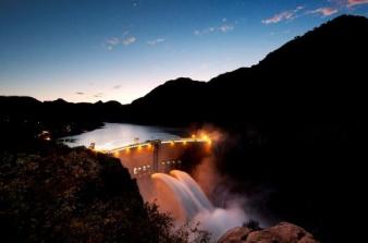 Moçambique abre Cahora Bassa ao capital privado nacional