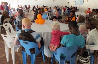 Albinos beneficiam de consultas oftalmológicas gratuitas em Moçambique