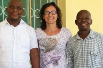 Foto da reunião com nova direção de Educação da Ilha de Moçambique